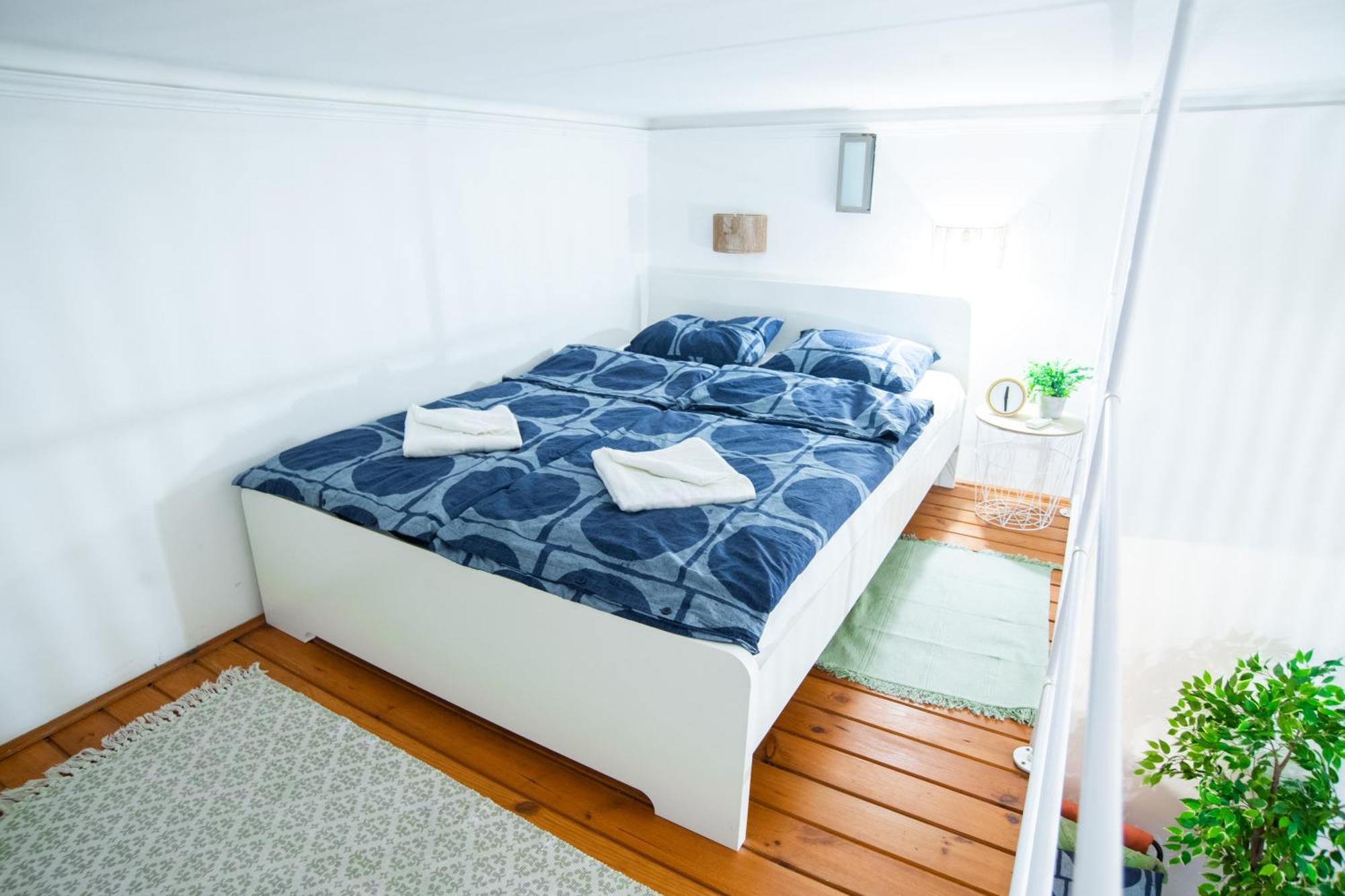 Lovely Apartment In Erzsebetvaros A57 Budapest Eksteriør billede